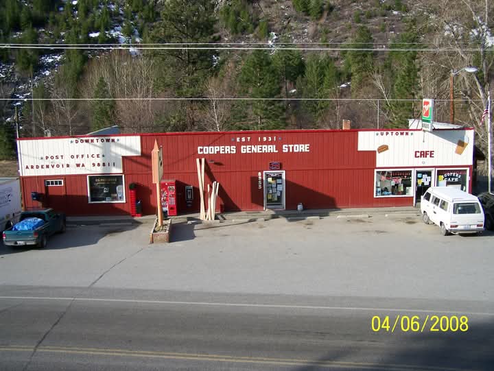 Cooper's General Store & Cafe